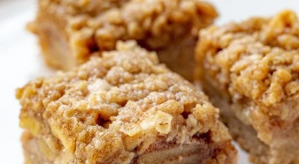 Apple Pie Bars 7 Apple Pie Bars