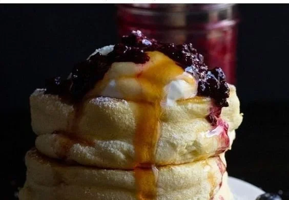 Fluffy Japanese Soufflé Pancakes 5 Fluffy Japanese Soufflé Pancakes