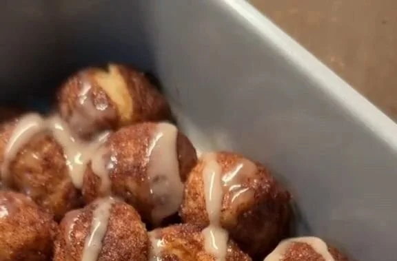 Quick Cinnamon Roll Bites