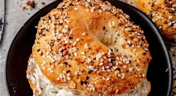 High-protein cottage cheese bagel topped with fresh ingredients